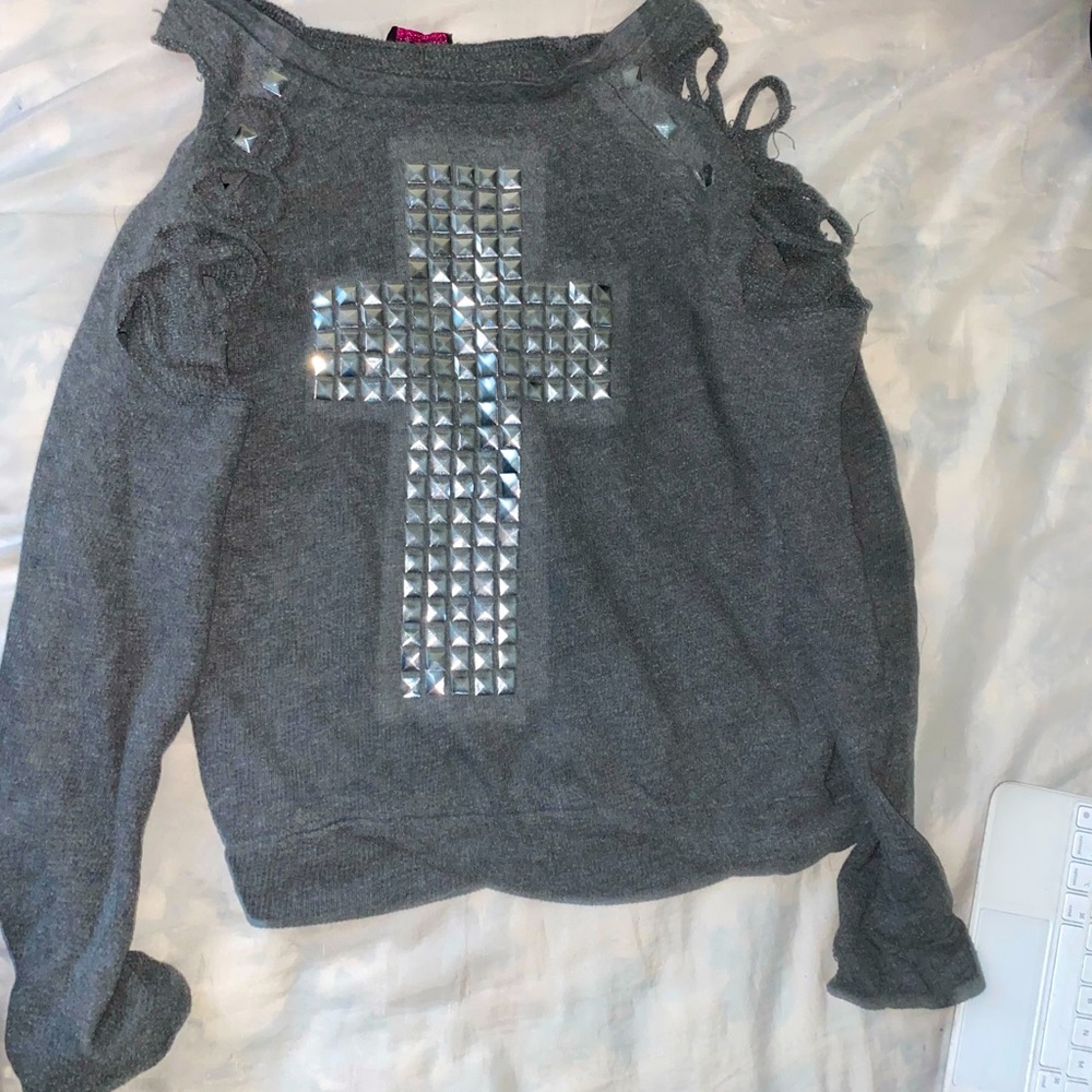 Gray cut out blouse with cross